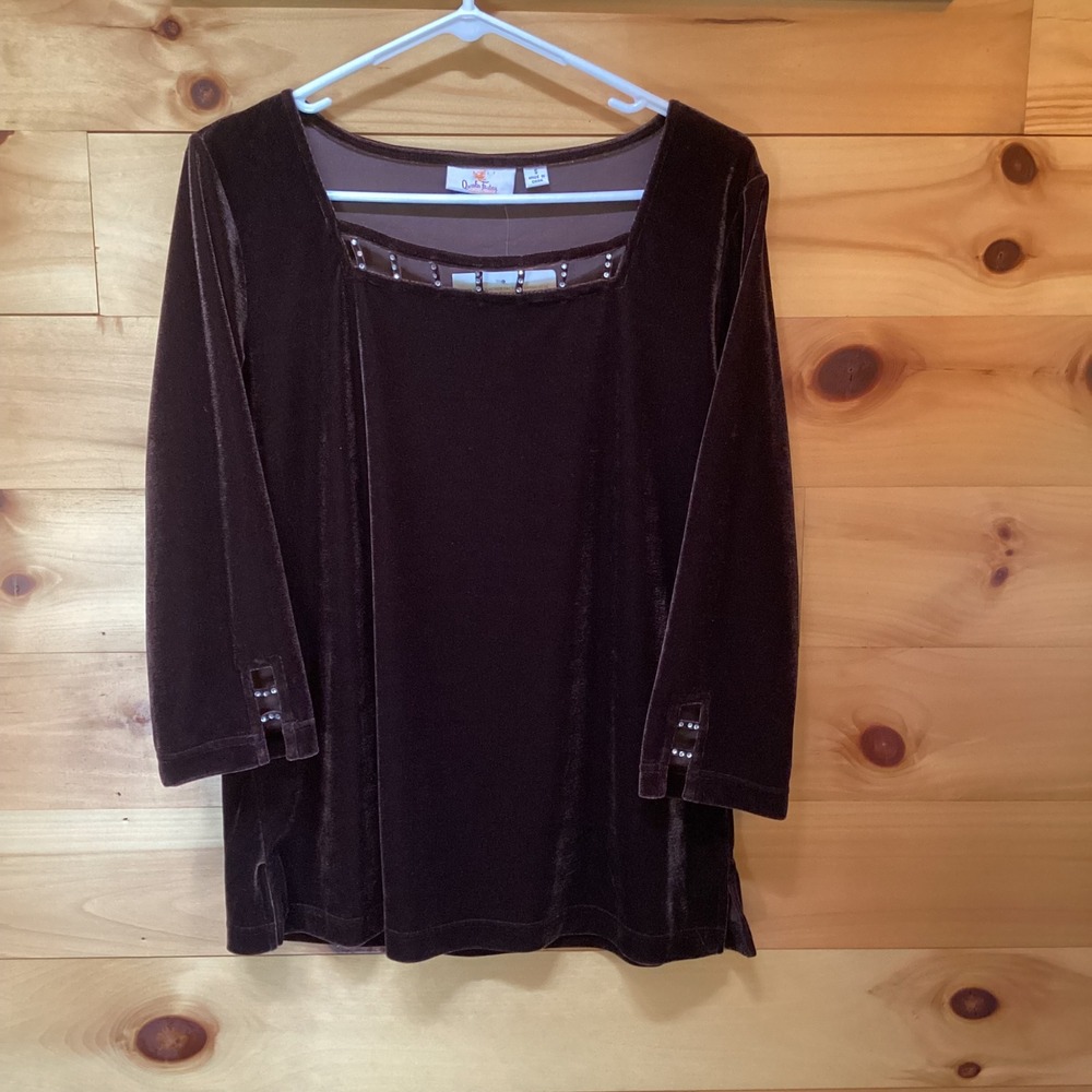 Quacker Factory Brown Velvet Rhinestone Cutout Square Neck Top Womens Small NEW